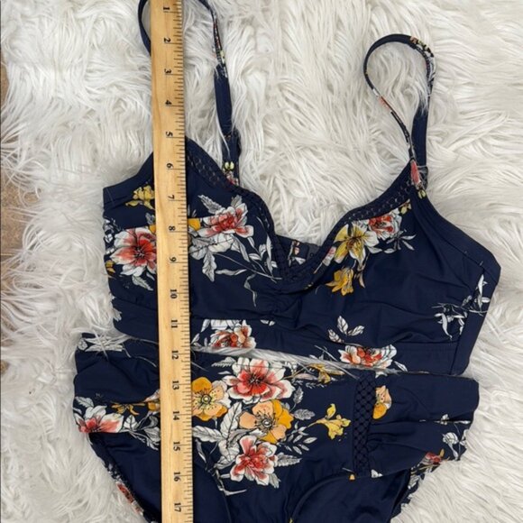 SEAFOLLY 6 MIDSUMMER SWIMSUIT BOTTOM and top navy florals - Picture 12 of 12